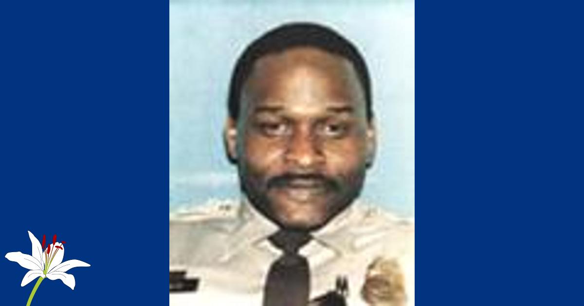 Officer Harry Davis Jr Age 40 7110